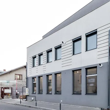 Modern And Stylish W Terrace Apartamento