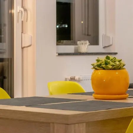Modern And Stylish W Terrace Apartment *