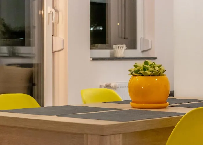 Modern And Stylish W Terrace Διαμέρισμα *